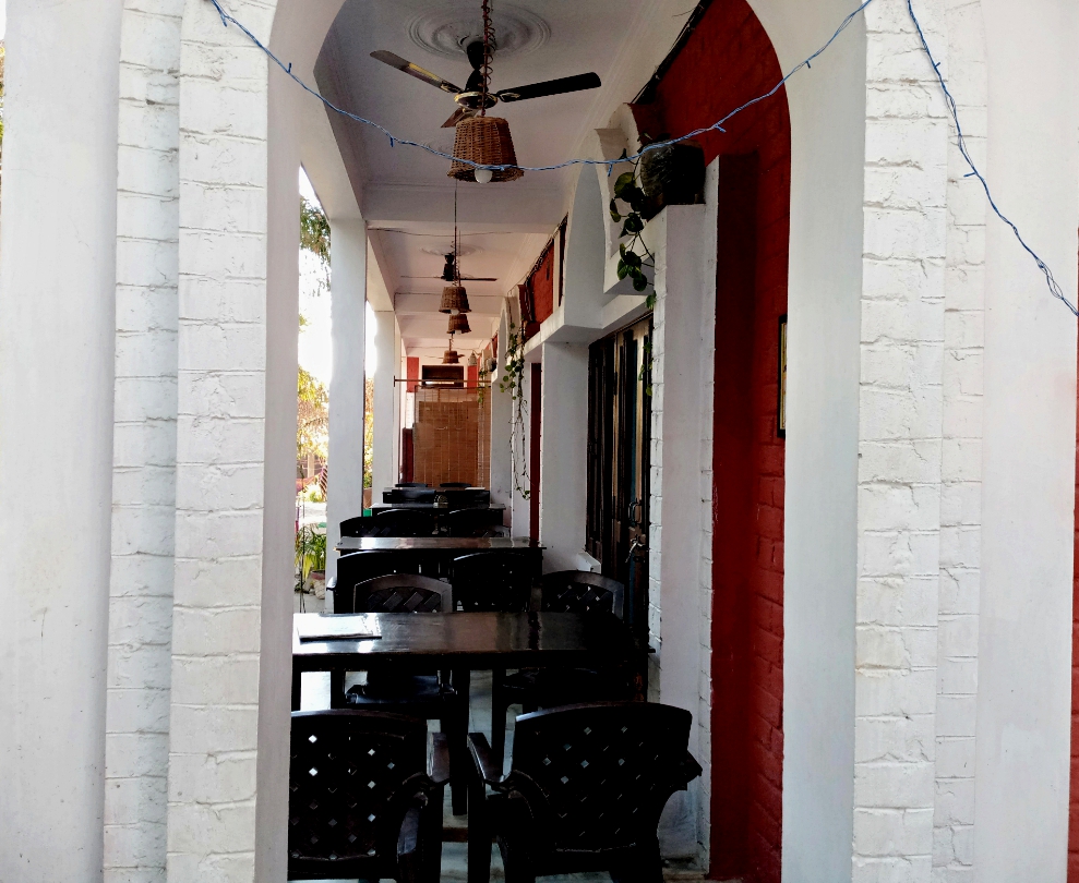 cafes and restaurants